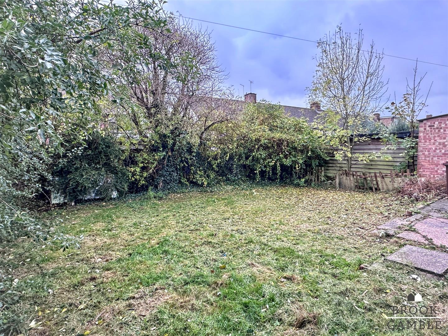 3 Bedroom House - End Terrace. Avard Crescent in Eastbourne, East Sussex 11